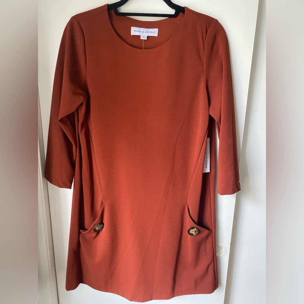 NWT Emma & Michele Crew Neck 3/4 Sleeve Pockets Button Detail Crepe Dress size m